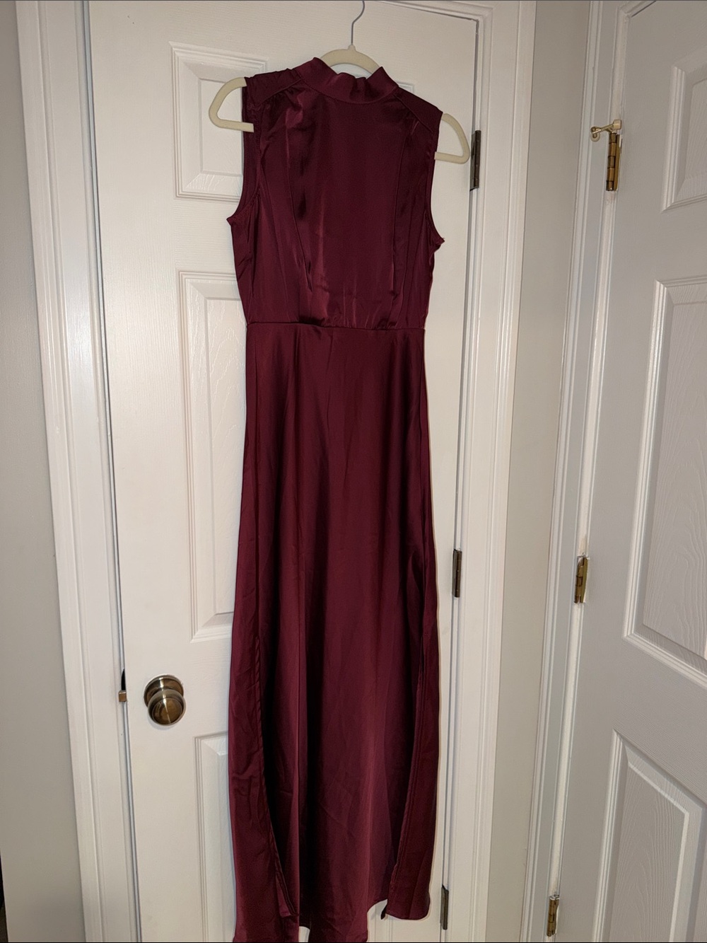 Sleeveless Burgundy Maxi Dress - Elegant Evening Wear